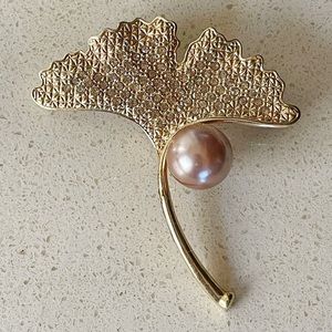 Vintage Rhinestone & Pearl Ginkgo Leaf Brooch